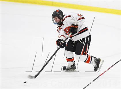 Thumbnail 3 in Ridgefield vs. New Canaan (FCIAC Semifinal) photogallery.