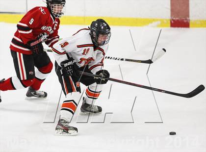Thumbnail 1 in Ridgefield vs. New Canaan (FCIAC Semifinal) photogallery.