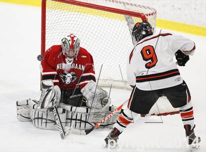 Thumbnail 3 in Ridgefield vs. New Canaan (FCIAC Semifinal) photogallery.