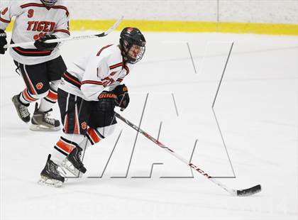 Thumbnail 1 in Ridgefield vs. New Canaan (FCIAC Semifinal) photogallery.