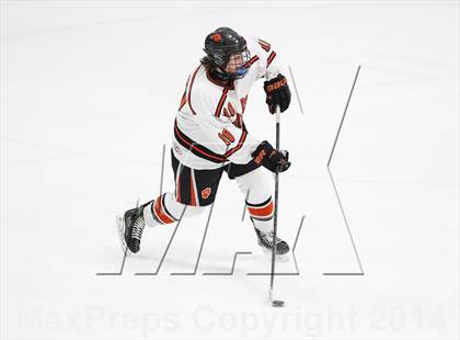 Thumbnail 1 in Ridgefield vs. New Canaan (FCIAC Semifinal) photogallery.