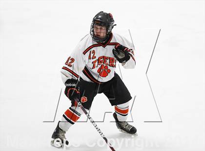 Thumbnail 1 in Ridgefield vs. New Canaan (FCIAC Semifinal) photogallery.