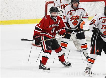 Thumbnail 1 in Ridgefield vs. New Canaan (FCIAC Semifinal) photogallery.