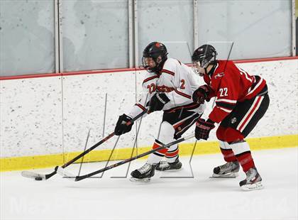Thumbnail 1 in Ridgefield vs. New Canaan (FCIAC Semifinal) photogallery.