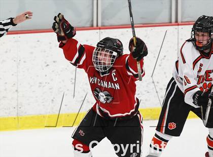 Thumbnail 3 in Ridgefield vs. New Canaan (FCIAC Semifinal) photogallery.
