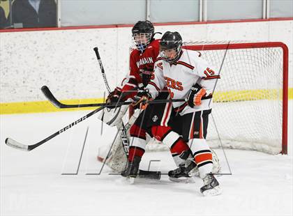 Thumbnail 2 in Ridgefield vs. New Canaan (FCIAC Semifinal) photogallery.