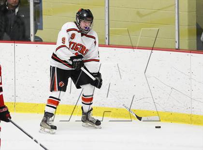 Thumbnail 3 in Ridgefield vs. New Canaan (FCIAC Semifinal) photogallery.