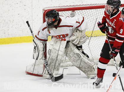 Thumbnail 3 in Ridgefield vs. New Canaan (FCIAC Semifinal) photogallery.