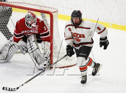 Thumbnail 3 in Ridgefield vs. New Canaan (FCIAC Semifinal) photogallery.