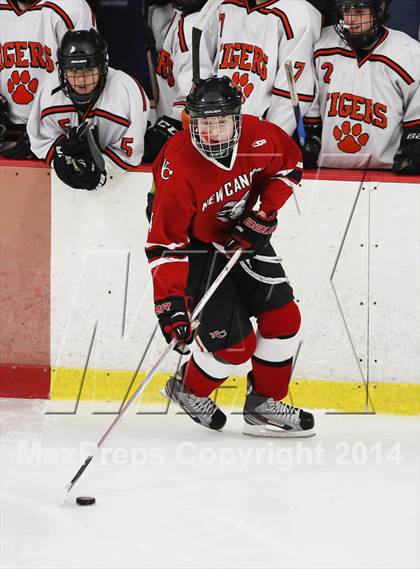 Thumbnail 2 in Ridgefield vs. New Canaan (FCIAC Semifinal) photogallery.