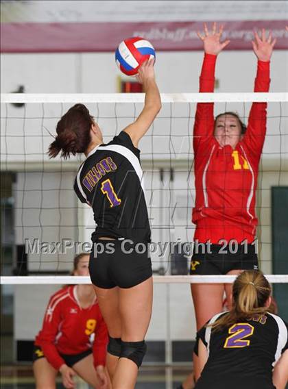 Thumbnail 3 in Willows vs. Yreka (CIF NS D4 Final) photogallery.