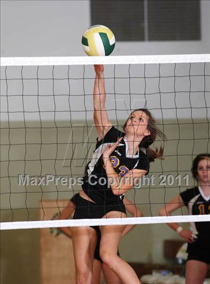 Thumbnail 2 in Willows vs. Yreka (CIF NS D4 Final) photogallery.