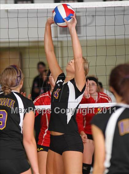 Thumbnail 3 in Willows vs. Yreka (CIF NS D4 Final) photogallery.