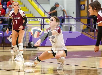 Thumbnail 1 in Ponder vs. Callisburg (UIL 3A Volleyball Area) photogallery.