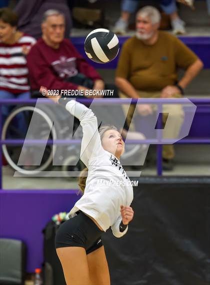 Thumbnail 3 in Ponder vs. Callisburg (UIL 3A Volleyball Area) photogallery.