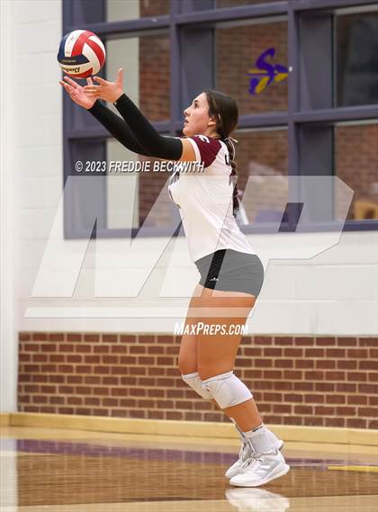 Thumbnail 1 in Ponder vs. Callisburg (UIL 3A Volleyball Area) photogallery.
