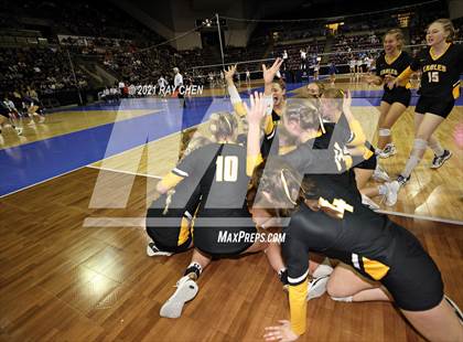 Thumbnail 2 in Cheyenne Mountain vs. Thompson Valley (CHSAA 4A State Championship) photogallery.