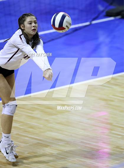 Thumbnail 1 in Cheyenne Mountain vs. Thompson Valley (CHSAA 4A State Championship) photogallery.
