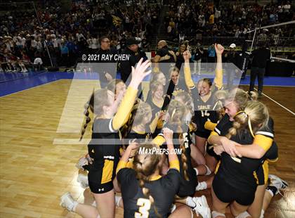 Thumbnail 2 in Cheyenne Mountain vs. Thompson Valley (CHSAA 4A State Championship) photogallery.