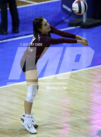 Thumbnail 2 in Cheyenne Mountain vs. Thompson Valley (CHSAA 4A State Championship) photogallery.