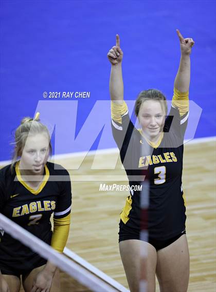 Thumbnail 3 in Cheyenne Mountain vs. Thompson Valley (CHSAA 4A State Championship) photogallery.