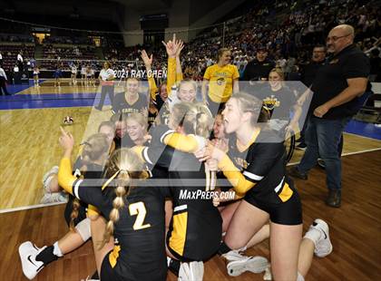 Thumbnail 3 in Cheyenne Mountain vs. Thompson Valley (CHSAA 4A State Championship) photogallery.