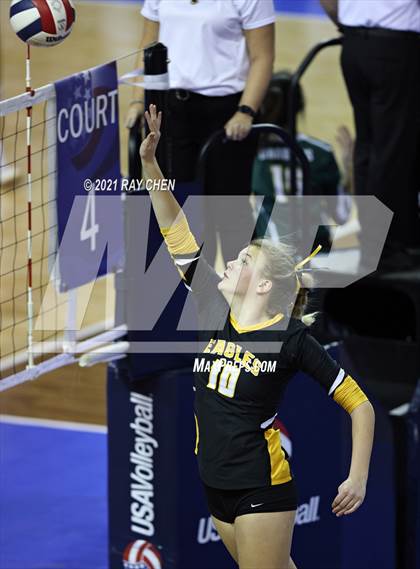 Thumbnail 3 in Cheyenne Mountain vs. Thompson Valley (CHSAA 4A State Championship) photogallery.