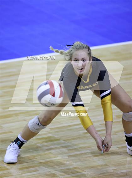 Thumbnail 2 in Cheyenne Mountain vs. Thompson Valley (CHSAA 4A State Championship) photogallery.
