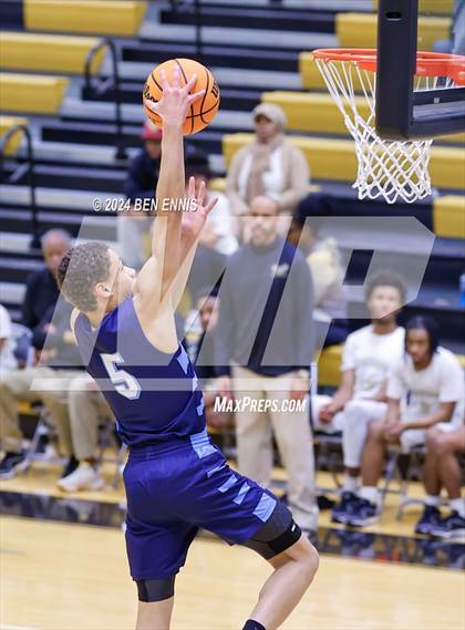 Thumbnail 3 in Lovett @ McDonough photogallery.