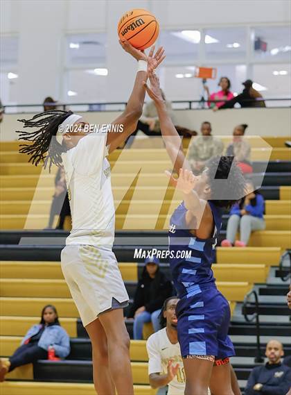 Thumbnail 3 in Lovett @ McDonough photogallery.