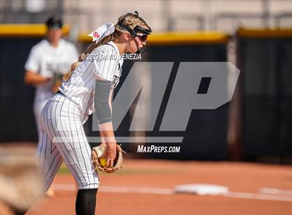 Thumbnail 1 in Desert Vista @ Basha (AIA 6A Round 2) photogallery.