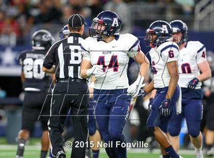 Thumbnail 1 in Martin vs. Allen (UIL 6A Regional Playoff) photogallery.