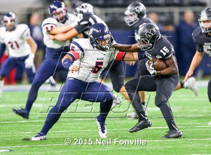 Thumbnail 1 in Martin vs. Allen (UIL 6A Regional Playoff) photogallery.