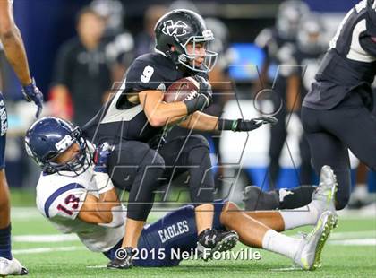 Thumbnail 3 in Martin vs. Allen (UIL 6A Regional Playoff) photogallery.