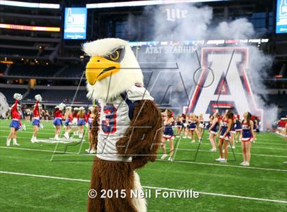 Thumbnail 2 in Martin vs. Allen (UIL 6A Regional Playoff) photogallery.