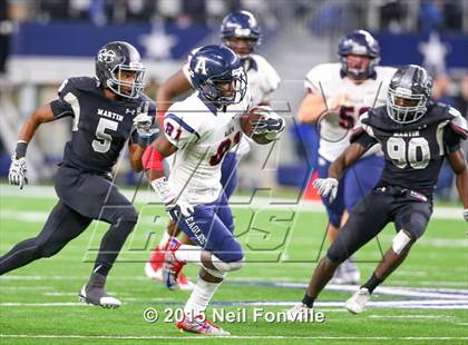 Thumbnail 1 in Martin vs. Allen (UIL 6A Regional Playoff) photogallery.
