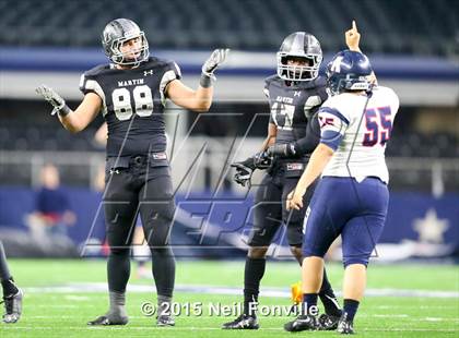 Thumbnail 2 in Martin vs. Allen (UIL 6A Regional Playoff) photogallery.