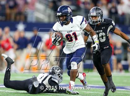 Thumbnail 2 in Martin vs. Allen (UIL 6A Regional Playoff) photogallery.