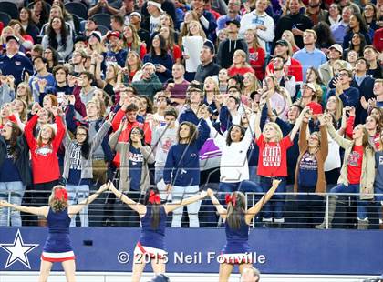 Thumbnail 2 in Martin vs. Allen (UIL 6A Regional Playoff) photogallery.