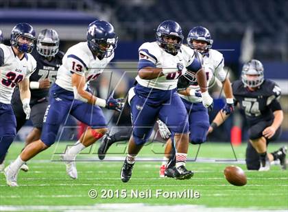 Thumbnail 1 in Martin vs. Allen (UIL 6A Regional Playoff) photogallery.