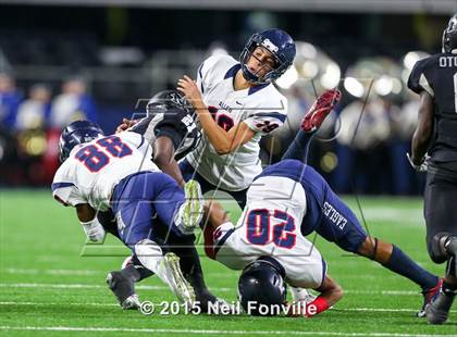 Thumbnail 1 in Martin vs. Allen (UIL 6A Regional Playoff) photogallery.