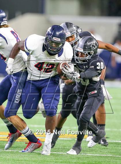 Thumbnail 1 in Martin vs. Allen (UIL 6A Regional Playoff) photogallery.