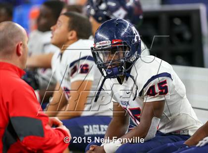 Thumbnail 3 in Martin vs. Allen (UIL 6A Regional Playoff) photogallery.