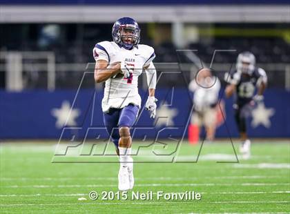 Thumbnail 1 in Martin vs. Allen (UIL 6A Regional Playoff) photogallery.