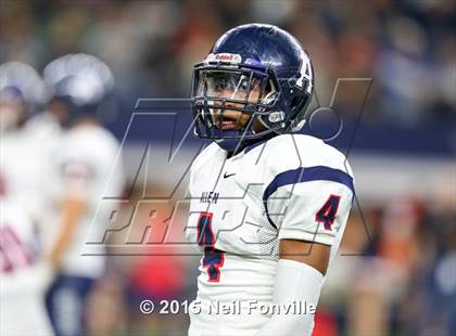 Thumbnail 2 in Martin vs. Allen (UIL 6A Regional Playoff) photogallery.
