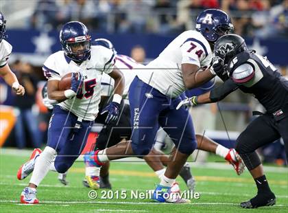 Thumbnail 1 in Martin vs. Allen (UIL 6A Regional Playoff) photogallery.