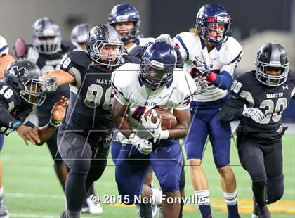 Thumbnail 2 in Martin vs. Allen (UIL 6A Regional Playoff) photogallery.