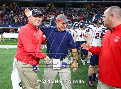 Thumbnail 3 in Martin vs. Allen (UIL 6A Regional Playoff) photogallery.