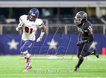 Thumbnail 2 in Martin vs. Allen (UIL 6A Regional Playoff) photogallery.