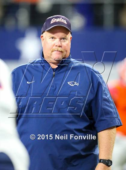 Thumbnail 1 in Martin vs. Allen (UIL 6A Regional Playoff) photogallery.